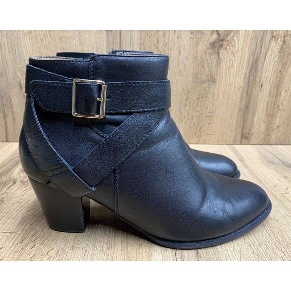 Vionic Women's Trinity Black Leather Ankle Boots Sz 9.5 Gold Buckle Straps Shors - Picture 2 of 16